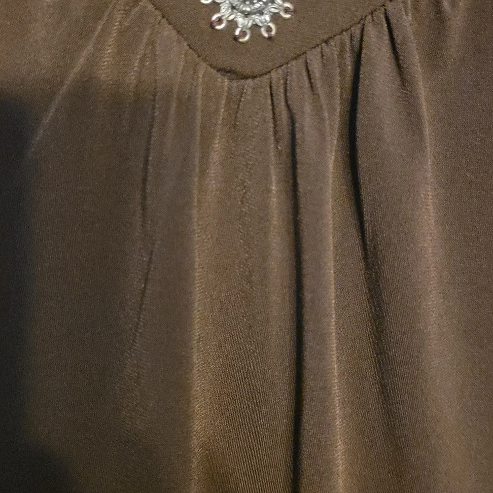 Susan Graver Women's Embellished‎ Brown Blouse Shirt V-Neck Sz 2X EUC - Picture 5 of 10